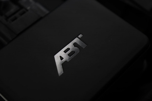 Volkswagen Golf 2.0 TSI R 4Motion PERFORMANCE AKRA/ABT/PANO/CAM/IQ/H&K/BOMVOL