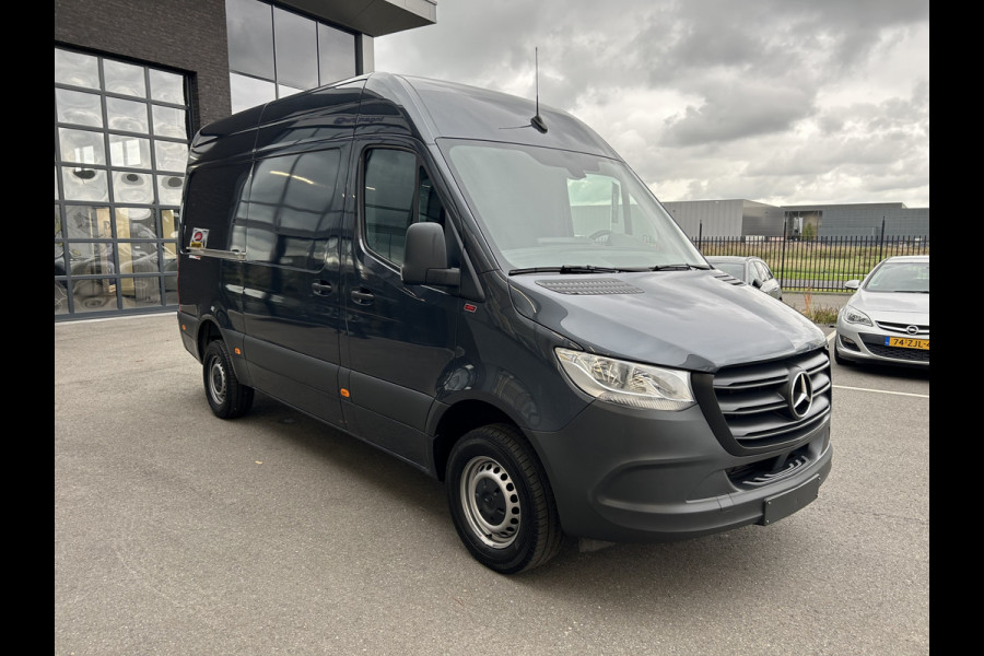 Mercedes-Benz Sprinter 317 CDI L2 H2 MBUX / Camera / Carplay navigatie / Cruise control / Airco