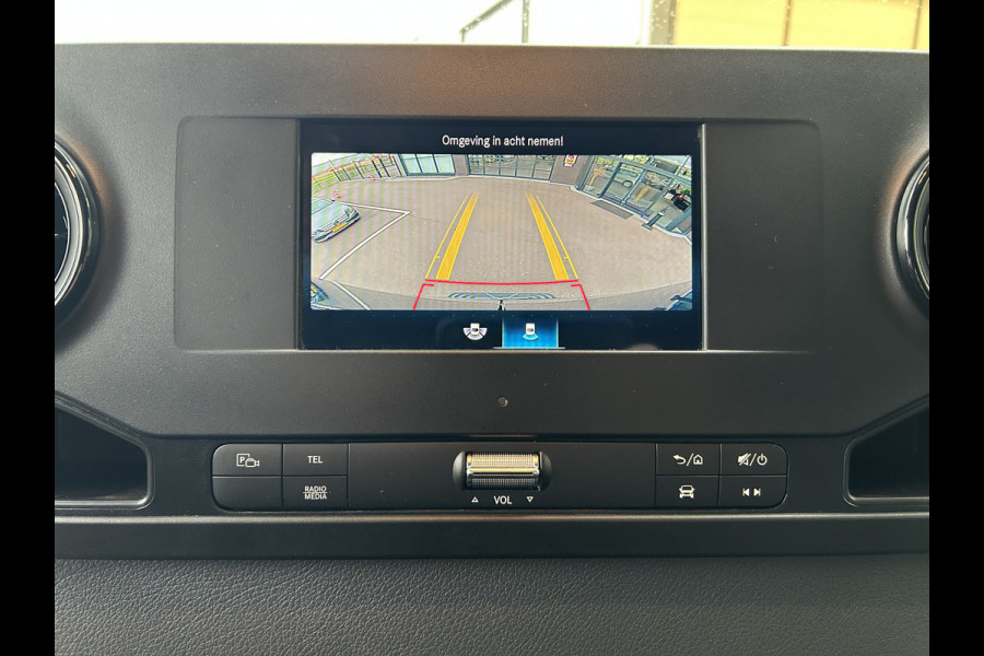Mercedes-Benz Sprinter 317 CDI L2 H2 MBUX / Camera / Carplay navigatie / Cruise control / Airco
