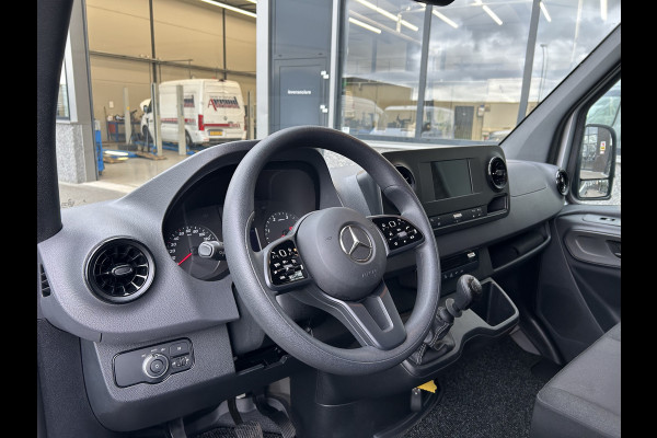 Mercedes-Benz Sprinter 317 CDI L2 H2 MBUX / Camera / Carplay navigatie / Cruise control / Airco Mercedes-Benz Sprinter 317 CDI L2 H2 MBUX / Camera / Carplay navigatie / Cruise control / Airco