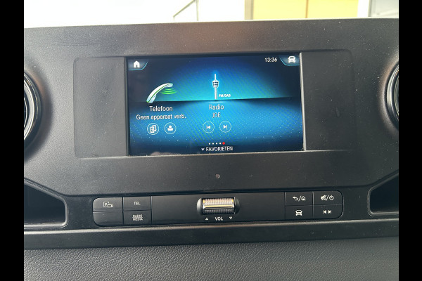 Mercedes-Benz Sprinter 317 CDI L2 H2 MBUX / Camera / Carplay navigatie / Cruise control / Airco Mercedes-Benz Sprinter 317 CDI L2 H2 MBUX / Camera / Carplay navigatie / Cruise control / Airco