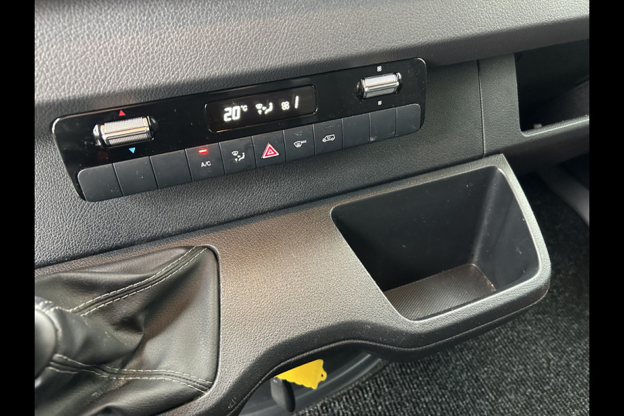 Mercedes-Benz Sprinter 317 CDI L2 H2 MBUX / Camera / Carplay navigatie / Cruise control / Airco Mercedes-Benz Sprinter 317 CDI L2 H2 MBUX / Camera / Carplay navigatie / Cruise control / Airco