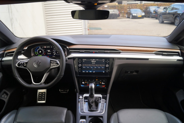Volkswagen Arteon 1.4 TSI eHybrid Elegance Business Plus -PANO-LEER- Volkswagen Arteon 1.4 TSI eHybrid Elegance Business Plus -PANO-LEER-
