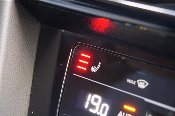 Volkswagen Arteon 1.4 TSI eHybrid Elegance Business Plus -PANO-LEER- Volkswagen Arteon 1.4 TSI eHybrid Elegance Business Plus -PANO-LEER-