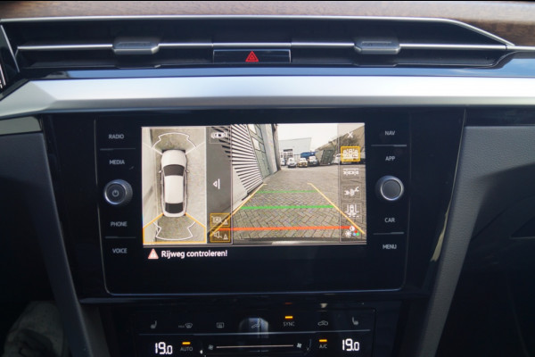 Volkswagen Arteon 1.4 TSI eHybrid Elegance Business Plus -PANO-LEER- Volkswagen Arteon 1.4 TSI eHybrid Elegance Business Plus -PANO-LEER-