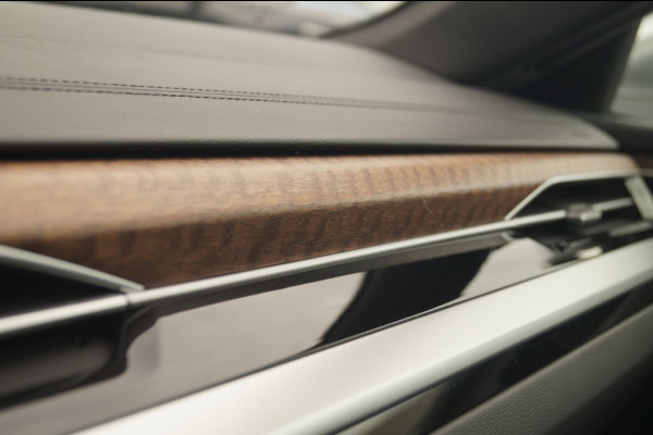 Volkswagen Arteon 1.4 TSI eHybrid Elegance Business Plus -PANO-LEER- Volkswagen Arteon 1.4 TSI eHybrid Elegance Business Plus -PANO-LEER-