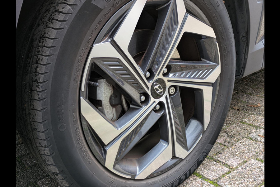 Hyundai Tucson 1.6 T-GDI HEV Premium Sky|Panodak|Leder/Memory|Stoelkoeling|360-Camera|Adaptive-Cruise|Navi