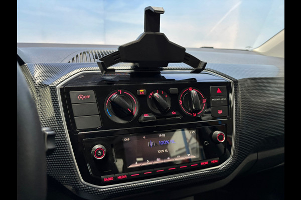 Volkswagen up! 1.0 BMT move up! NWE Model | Airco | DAB+ | 5 deurs | Elktr. pakket Volkswagen up! 1.0 BMT move up! NWE Model | Airco | DAB+ | 5 deurs | Elktr. pakket
