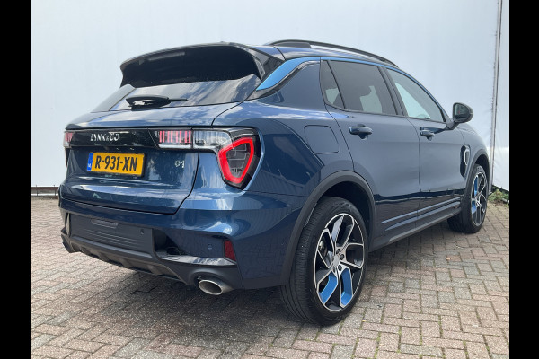 Lynk & Co 01 1.5 PHEV 360° Pano.dak Trekhaak Adapt.Cruise Carplay Stoelverw. Lynk & Co 01 1.5 PHEV 360° Pano.dak Trekhaak Adapt.Cruise Carplay Stoelverw.