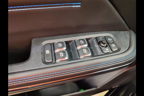 Lynk & Co 01 1.5 PHEV 360° Pano.dak Trekhaak Adapt.Cruise Carplay Stoelverw. Lynk & Co 01 1.5 PHEV 360° Pano.dak Trekhaak Adapt.Cruise Carplay Stoelverw.