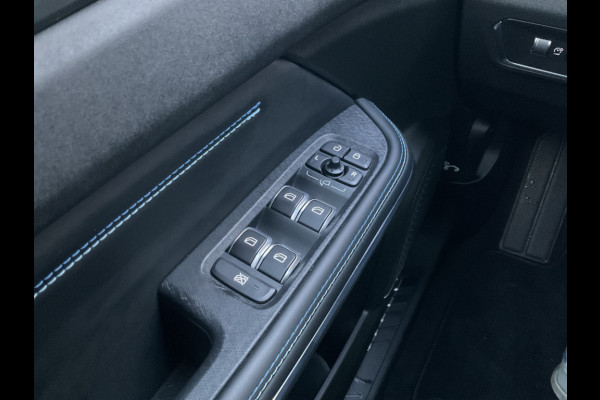 Lynk & Co 01 1.5 PHEV 360° Pano.dak Trekhaak Adapt.Cruise Carplay Stoelverw. Lynk & Co 01 1.5 PHEV 360° Pano.dak Trekhaak Adapt.Cruise Carplay Stoelverw.