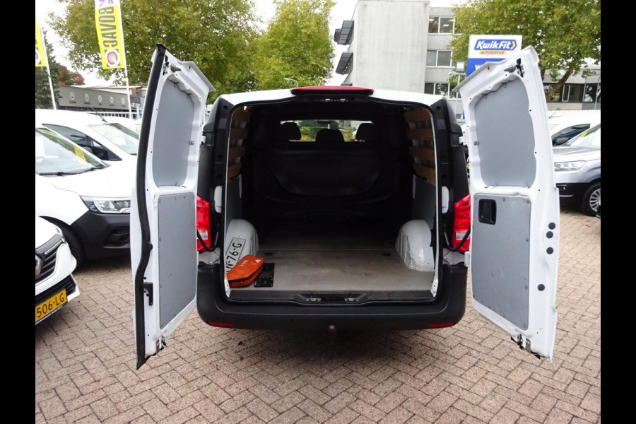 Mercedes-Benz Vito 114 CDI Lang L2 DUBBELE CABINE NAVIGATIE AIRCO Mercedes-Benz Vito 114 CDI Lang L2 DUBBELE CABINE NAVIGATIE AIRCO