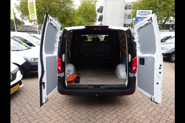 Mercedes-Benz Vito 114 CDI Lang L2 DUBBELE CABINE NAVIGATIE AIRCO Mercedes-Benz Vito 114 CDI Lang L2 DUBBELE CABINE NAVIGATIE AIRCO