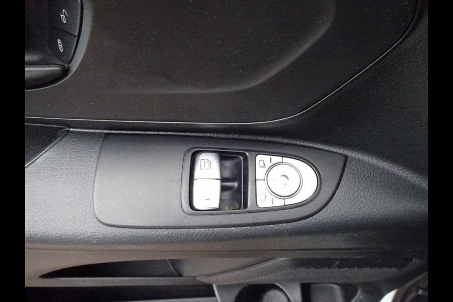 Mercedes-Benz Vito 114 CDI Lang L2 DUBBELE CABINE NAVIGATIE AIRCO Mercedes-Benz Vito 114 CDI Lang L2 DUBBELE CABINE NAVIGATIE AIRCO