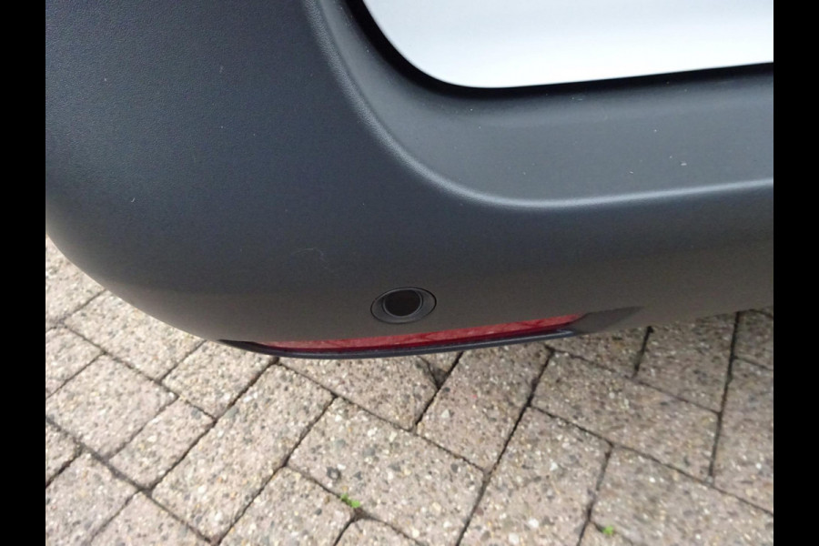 Mercedes-Benz Vito 114 CDI Lang L2 DUBBELE CABINE NAVIGATIE AIRCO Mercedes-Benz Vito 114 CDI Lang L2 DUBBELE CABINE NAVIGATIE AIRCO