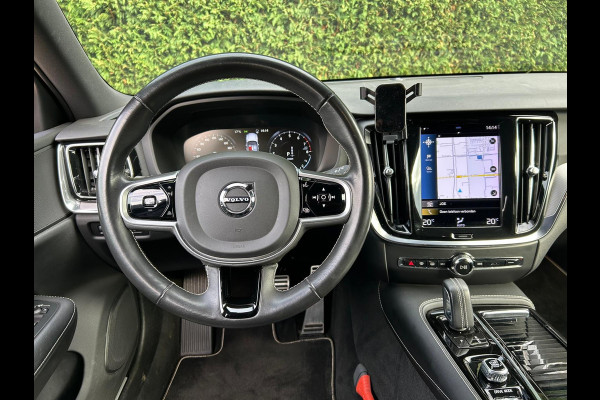 Volvo V60 2.0 T6 Recharge AWD R-Design Leder AllSeason !!NIEUWBINNEN!!