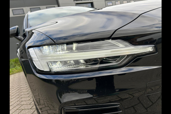 Volvo V60 2.0 T6 Recharge AWD R-Design Leder AllSeason !!NIEUWBINNEN!!