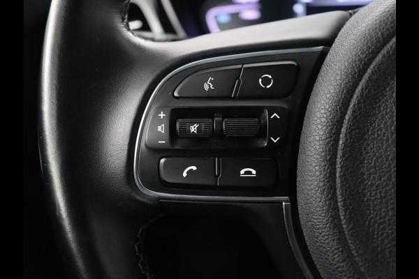 Kia Niro 1.6 GDi PHEV DynamicLine | Carplay | Navigatie | Camera | Adaptive cruise | Half leder | DAB | Digital Cockpit | Plug In