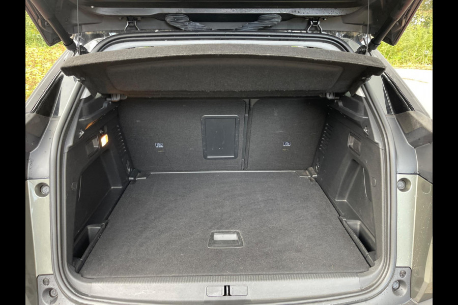 Peugeot 3008 1.2 PureTech Allure AUTOMAAT PANORAMADAK LEER NAVI CAMERA Peugeot 3008 1.2 PureTech Allure AUTOMAAT PANORAMADAK LEER NAVI CAMERA