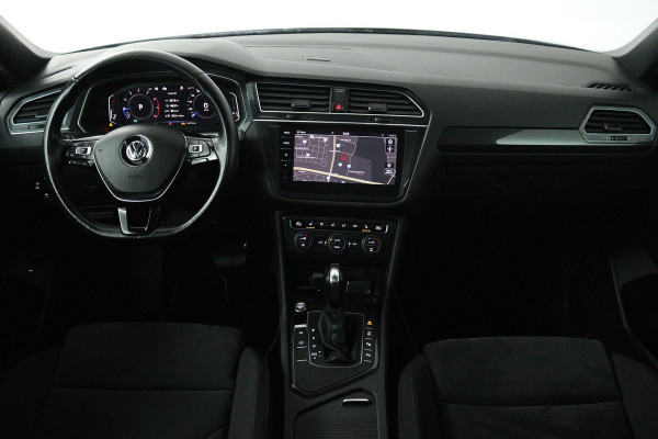 Volkswagen Tiguan Allspace 1.5 TSI Highline Business R 7p (PANORAMADAK, TREKHAAK, CAMERA, STOELVERWARMING, DIGITALE COCKPIT) Volkswagen Tiguan Allspace 1.5 TSI Highline Business R 7p (PANORAMADAK, TREKHAAK, CAMERA, STOELVERWARMING, DIGITALE COCKPIT)