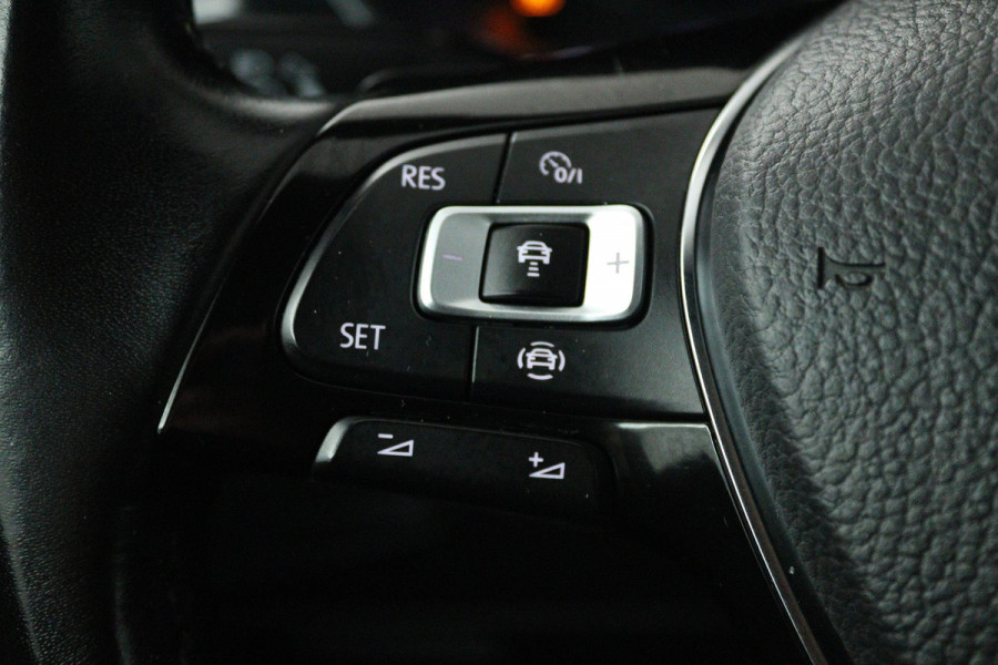 Volkswagen Tiguan Allspace 1.5 TSI Highline Business R 7p (PANORAMADAK, TREKHAAK, CAMERA, STOELVERWARMING, DIGITALE COCKPIT) Volkswagen Tiguan Allspace 1.5 TSI Highline Business R 7p (PANORAMADAK, TREKHAAK, CAMERA, STOELVERWARMING, DIGITALE COCKPIT)