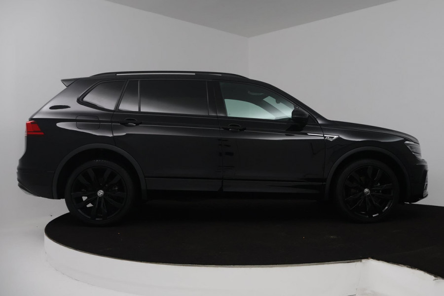 Volkswagen Tiguan Allspace 1.5 TSI Highline Business R 7p (PANORAMADAK, TREKHAAK, CAMERA, STOELVERWARMING, DIGITALE COCKPIT) Volkswagen Tiguan Allspace 1.5 TSI Highline Business R 7p (PANORAMADAK, TREKHAAK, CAMERA, STOELVERWARMING, DIGITALE COCKPIT)