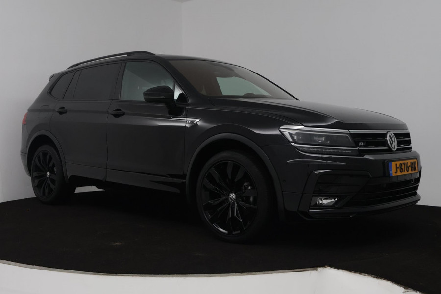 Volkswagen Tiguan Allspace 1.5 TSI Highline Business R 7p (PANORAMADAK, TREKHAAK, CAMERA, STOELVERWARMING, DIGITALE COCKPIT) Volkswagen Tiguan Allspace 1.5 TSI Highline Business R 7p (PANORAMADAK, TREKHAAK, CAMERA, STOELVERWARMING, DIGITALE COCKPIT)
