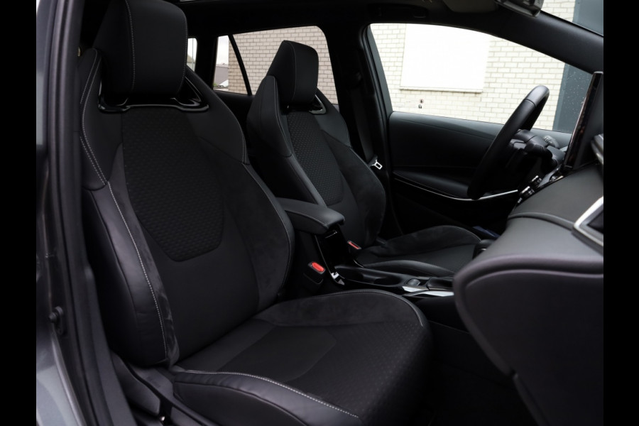Toyota Corolla Touring Sports Hybrid 200 Executive | Panoramadak | JBL-Audio | Head-Up