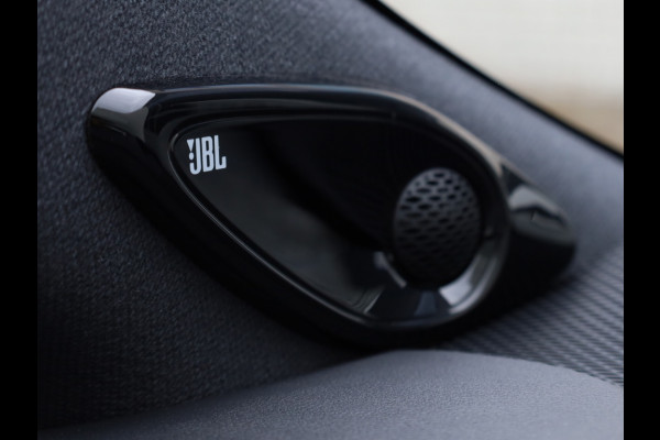 Toyota Corolla Touring Sports Hybrid 200 Executive | Panoramadak | JBL-Audio | Head-Up