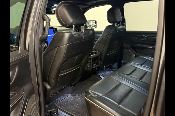 Dodge Ram 1500 5.7 V8 4x4 Crew Cab Limited|PANO|WEINIG KM |INRUIL MOGELIJK Dodge Ram 1500 5.7 V8 4x4 Crew Cab Limited|PANO|WEINIG KM |INRUIL MOGELIJK