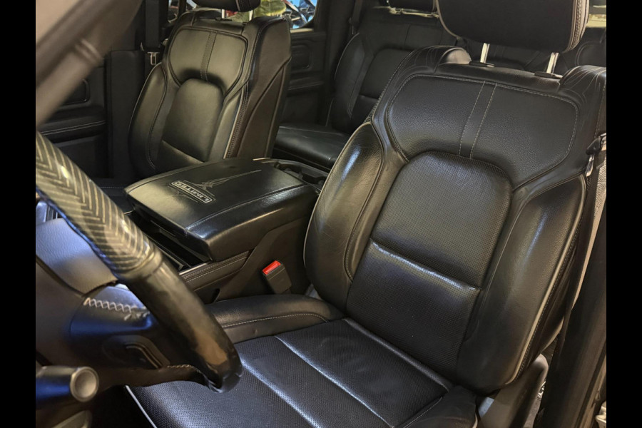 Dodge Ram 1500 5.7 V8 4x4 Crew Cab Limited|PANO|WEINIG KM |INRUIL MOGELIJK Dodge Ram 1500 5.7 V8 4x4 Crew Cab Limited|PANO|WEINIG KM |INRUIL MOGELIJK