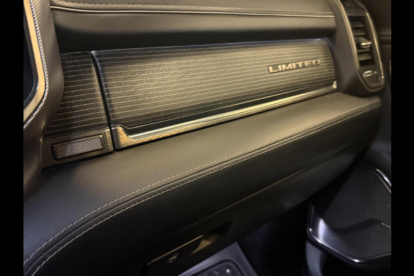 Dodge Ram 1500 5.7 V8 4x4 Crew Cab Limited|PANO|WEINIG KM |INRUIL MOGELIJK Dodge Ram 1500 5.7 V8 4x4 Crew Cab Limited|PANO|WEINIG KM |INRUIL MOGELIJK