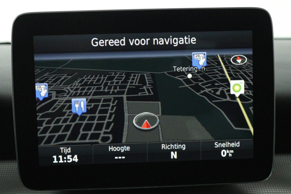 Mercedes-Benz CLA-Klasse 180 AMG Night Edition Plus (PARKEERSENSOREN, STOELVERWARMING, CRUISE CONTROL, NAVIGATIE) Mercedes-Benz CLA-Klasse 180 AMG Night Edition Plus (PARKEERSENSOREN, STOELVERWARMING, CRUISE CONTROL, NAVIGATIE)