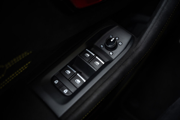 Lamborghini Urus 4.0 V8 Performante - Carbon | B&O Advanced | Alcantara | Stoelmassage & Koeling Lamborghini Urus 4.0 V8 Performante - Carbon | B&O Advanced | Alcantara | Stoelmassage & Koeling