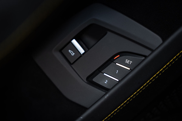 Lamborghini Urus 4.0 V8 Performante - Carbon | B&O Advanced | Alcantara | Stoelmassage & Koeling Lamborghini Urus 4.0 V8 Performante - Carbon | B&O Advanced | Alcantara | Stoelmassage & Koeling