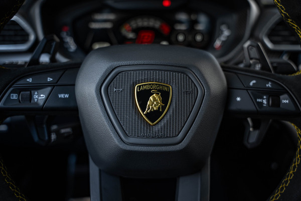 Lamborghini Urus 4.0 V8 Performante - Carbon | B&O Advanced | Alcantara | Stoelmassage & Koeling Lamborghini Urus 4.0 V8 Performante - Carbon | B&O Advanced | Alcantara | Stoelmassage & Koeling