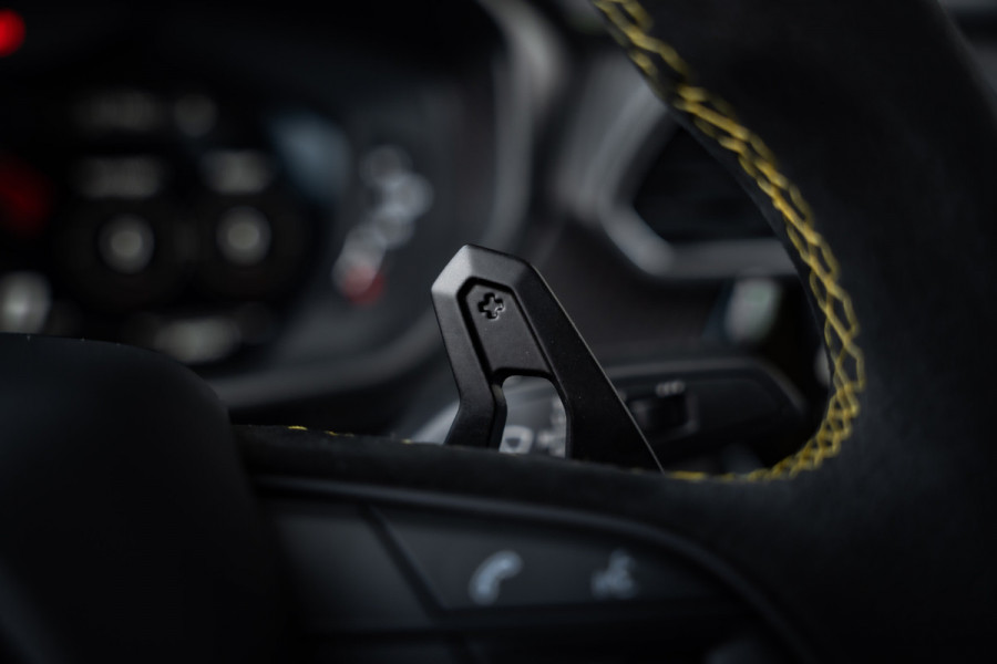 Lamborghini Urus 4.0 V8 Performante - Carbon | B&O Advanced | Alcantara | Stoelmassage & Koeling Lamborghini Urus 4.0 V8 Performante - Carbon | B&O Advanced | Alcantara | Stoelmassage & Koeling