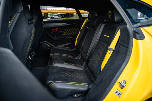 Lamborghini Urus 4.0 V8 Performante - Carbon | B&O Advanced | Alcantara | Stoelmassage & Koeling Lamborghini Urus 4.0 V8 Performante - Carbon | B&O Advanced | Alcantara | Stoelmassage & Koeling