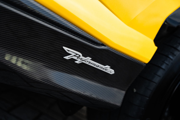 Lamborghini Urus 4.0 V8 Performante - Carbon | B&O Advanced | Alcantara | Stoelmassage & Koeling Lamborghini Urus 4.0 V8 Performante - Carbon | B&O Advanced | Alcantara | Stoelmassage & Koeling