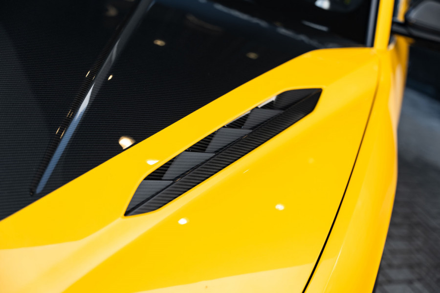 Lamborghini Urus 4.0 V8 Performante - Carbon | B&O Advanced | Alcantara | Stoelmassage & Koeling Lamborghini Urus 4.0 V8 Performante - Carbon | B&O Advanced | Alcantara | Stoelmassage & Koeling