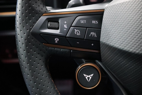 CUPRA Cupra Leon 2.0 TSI VZ 300+PK VIRTUAL/SFEER/PANO/LEER+S.VERWARMING/19"/CAM/ACC/ECC/12 MDN GARANTIE!