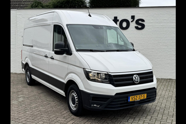 Volkswagen Crafter 30 2.0 TDI L3H3 Highline Carplay DAB Cruise Verwarmde voorruit Trekhaak Lat om Lat
