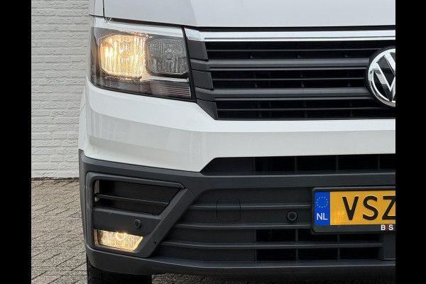 Volkswagen Crafter 30 2.0 TDI L3H3 Highline Carplay DAB Cruise Verwarmde voorruit Trekhaak Lat om Lat