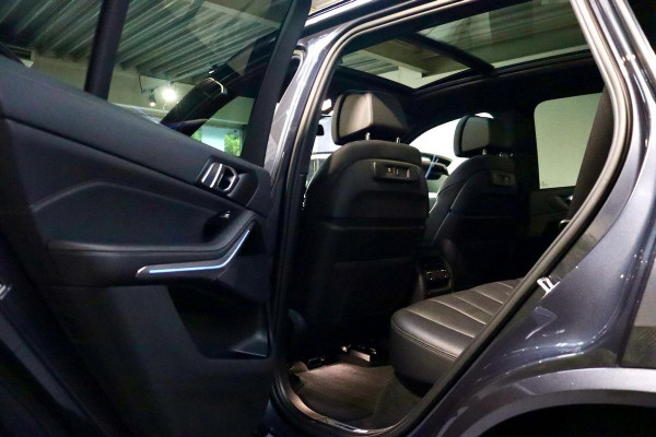 BMW X5 xDrive45e High Ex M Sport|PANO|4wSturing|VOL