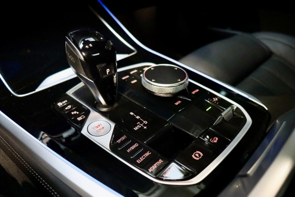 BMW X5 xDrive45e High Ex M Sport|PANO|4wSturing|VOL