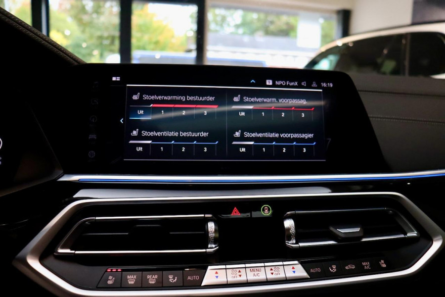 BMW X5 xDrive45e High Ex M Sport|PANO|4wSturing|VOL