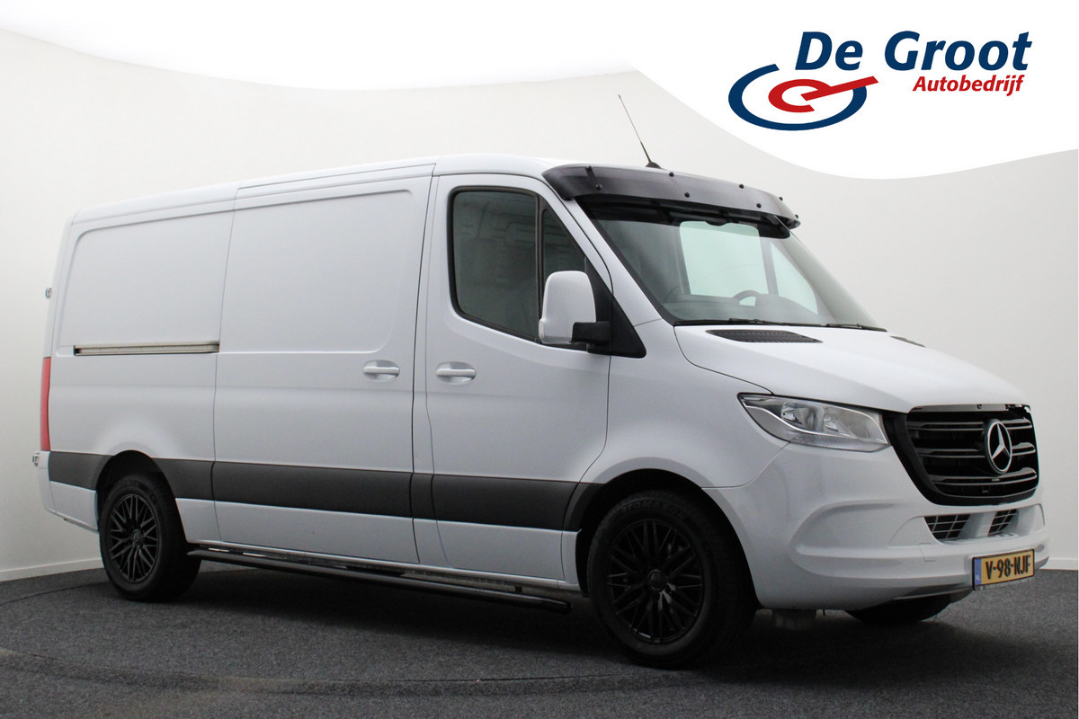 Mercedes-Benz Sprinter 317 CDI Aut. L2H1 3-Zits, Leer, Camera, Standkachel, Apple Carplay, Trekhaak, DAB, Cruise, 18" Mercedes-Benz Sprinter 317 CDI Aut. L2H1 3-Zits, Leer, Camera, Standkachel, Apple Carplay, Trekhaak, DAB, Cruise, 18"
