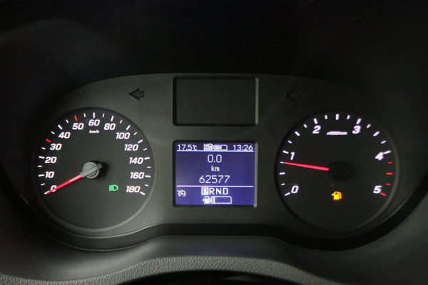 Mercedes-Benz Sprinter 317 CDI Aut. L2H1 3-Zits, Leer, Camera, Standkachel, Apple Carplay, Trekhaak, DAB, Cruise, 18" Mercedes-Benz Sprinter 317 CDI Aut. L2H1 3-Zits, Leer, Camera, Standkachel, Apple Carplay, Trekhaak, DAB, Cruise, 18"
