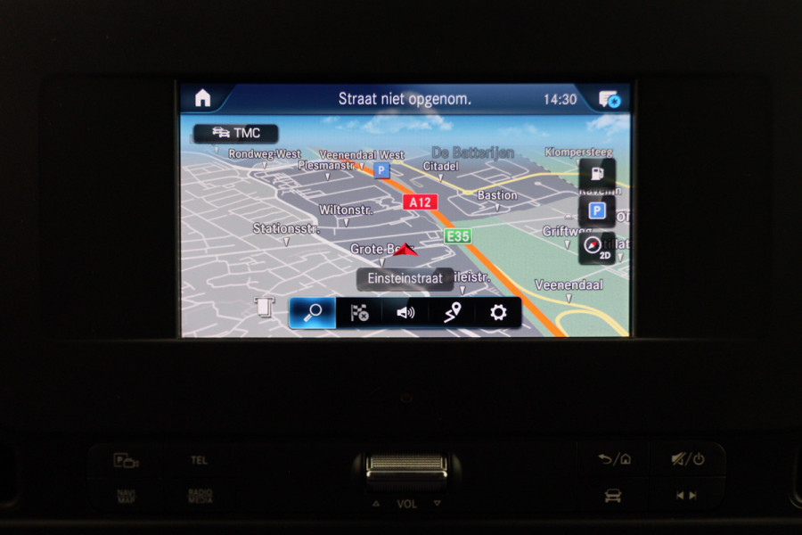 Mercedes-Benz Sprinter 317 CDI Aut. L2H1 3-Zits, Leer, Camera, Standkachel, Apple Carplay, Trekhaak, DAB, Cruise, 18" Mercedes-Benz Sprinter 317 CDI Aut. L2H1 3-Zits, Leer, Camera, Standkachel, Apple Carplay, Trekhaak, DAB, Cruise, 18"