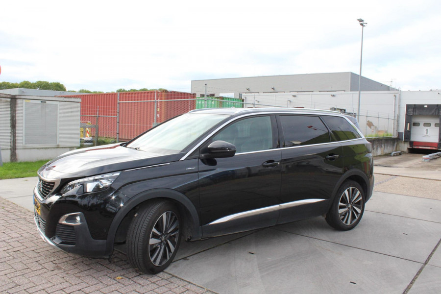 Peugeot 5008 1.2 PureTech GT-Line 7 persoons pano multimedia camera